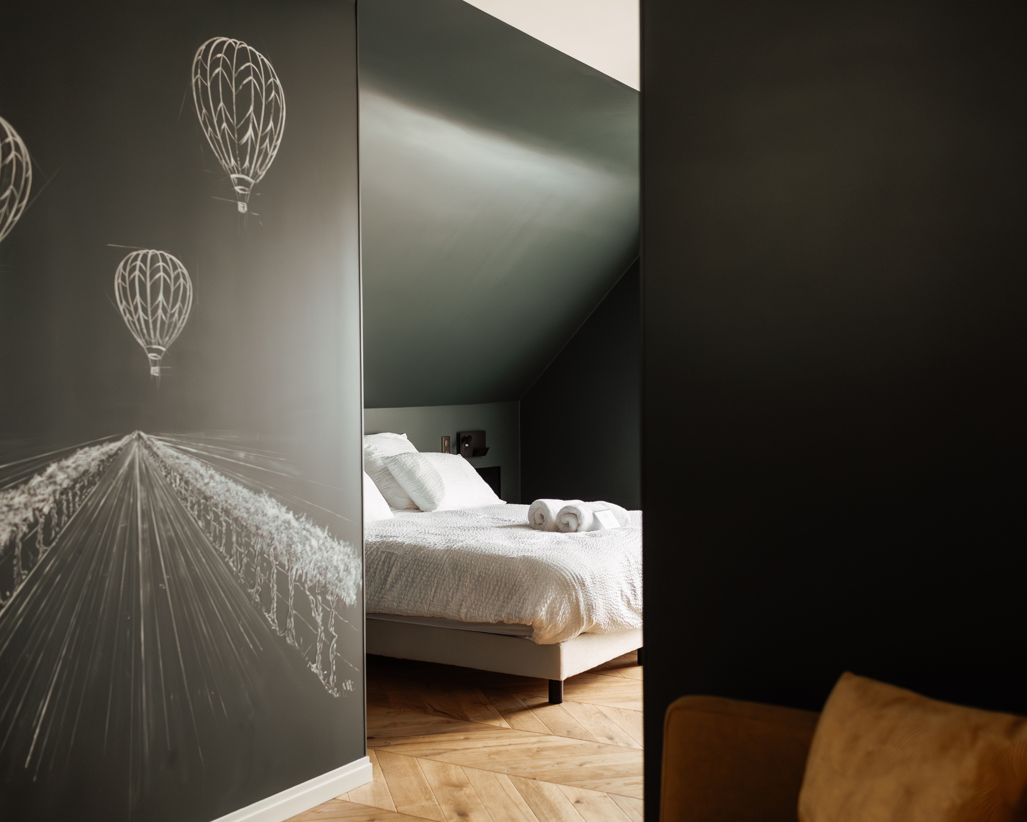 lit dans la chambre les champs saint martin